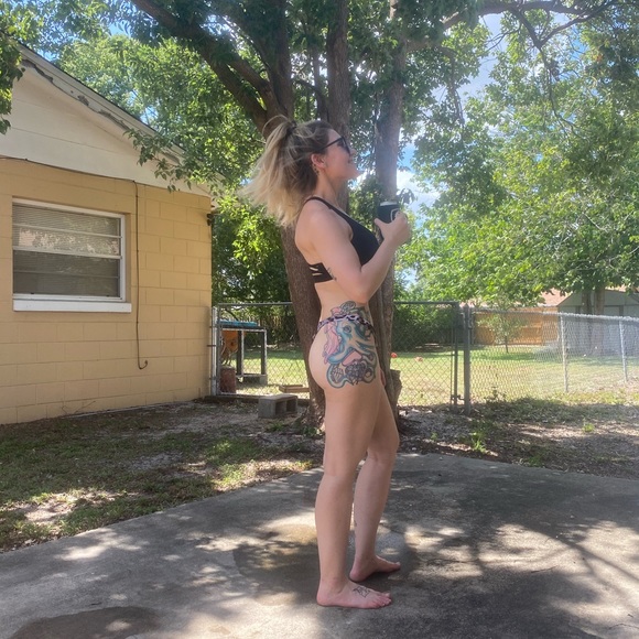 Meet your Posher, Allie - Picture 11 of 13